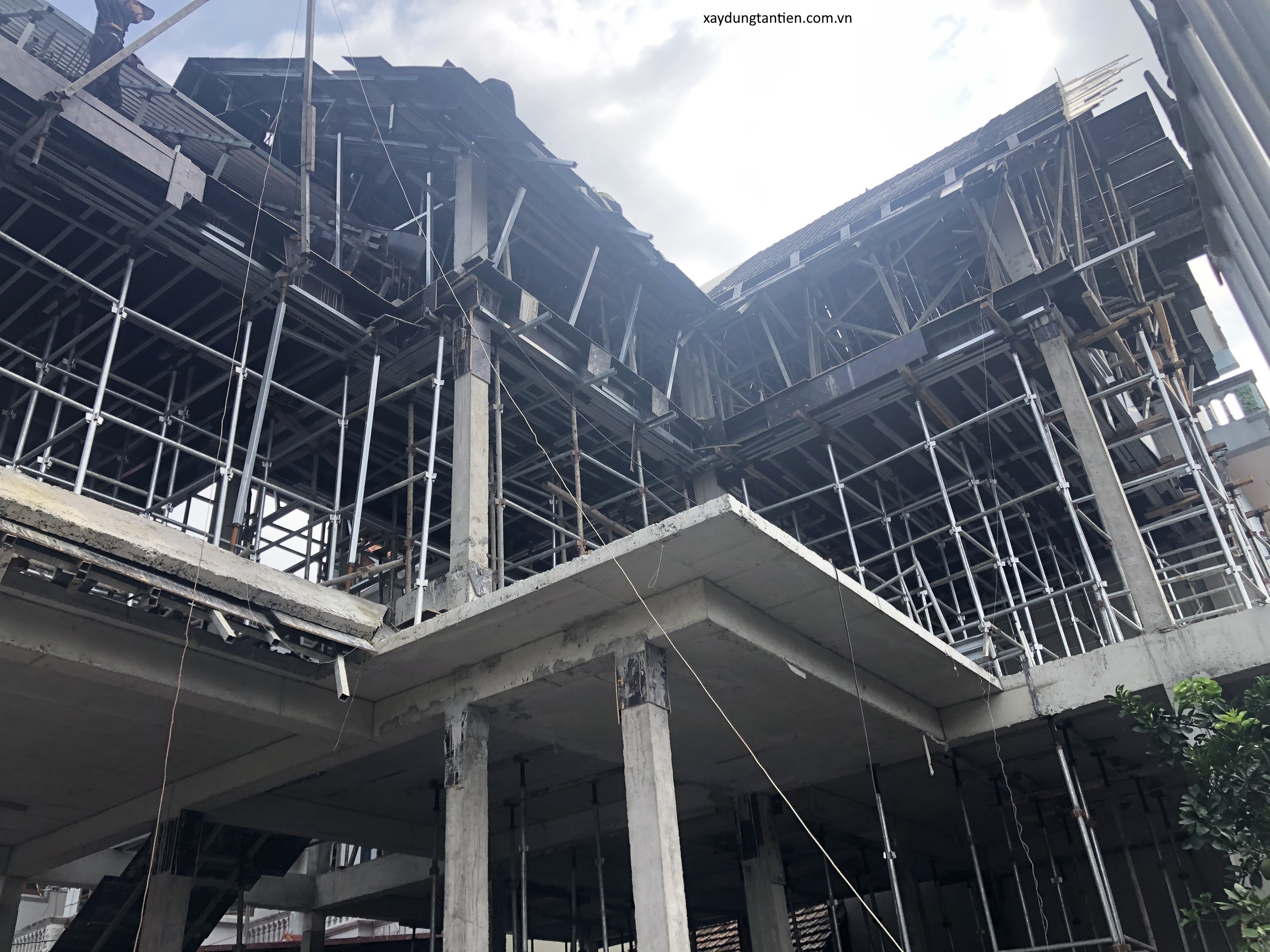 z1962279661540_ea7bfea9ecce83a1c2cc858f3cc15c07